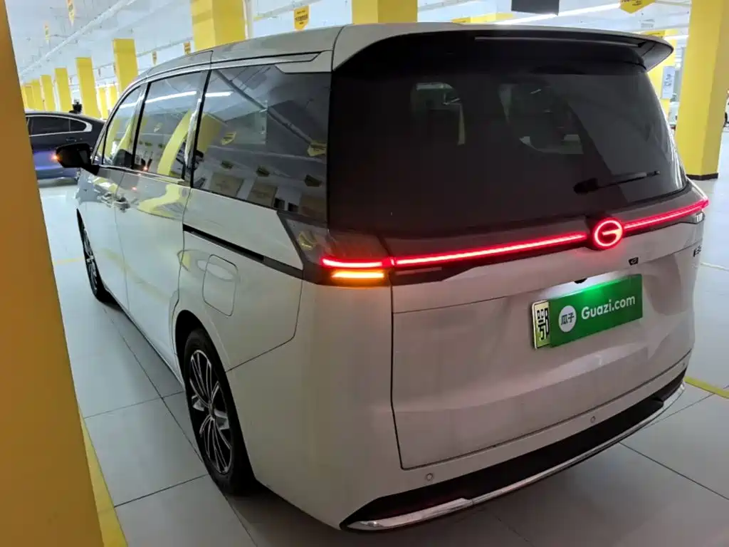 GAC Motor Trumpchi E8 PHEV — миниатюра 5