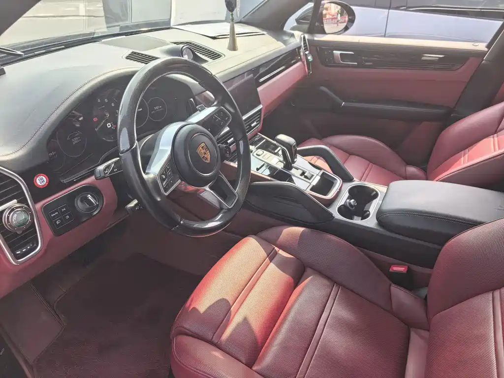 Porsche Cayenne Hybrid — миниатюра 3