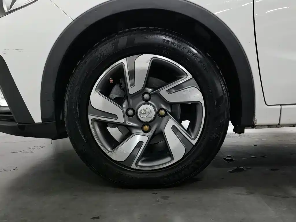 Baojun 310W — миниатюра 17
