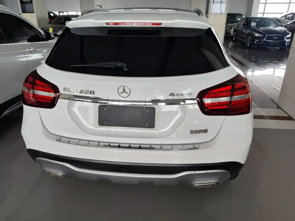 Mercedes-Benz GLA — миниатюра 6