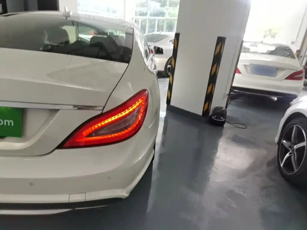 Mercedes-Benz CLS 2012 CLS 300 CGI