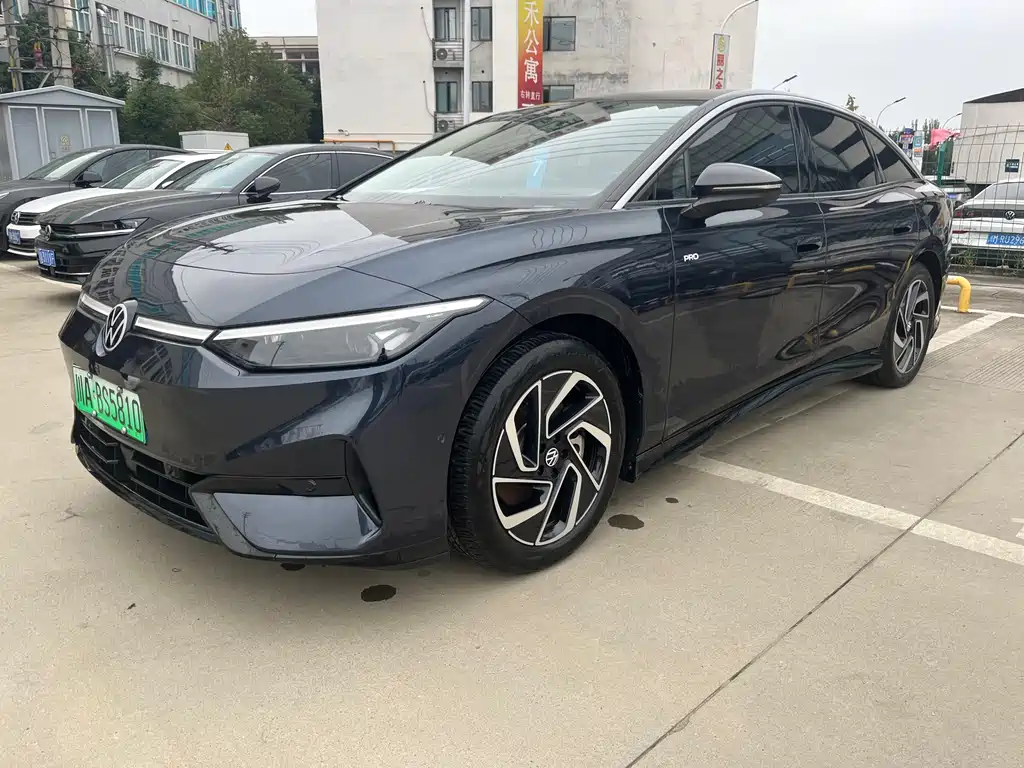 VOLKSWAGEN ID.7 VIZZION