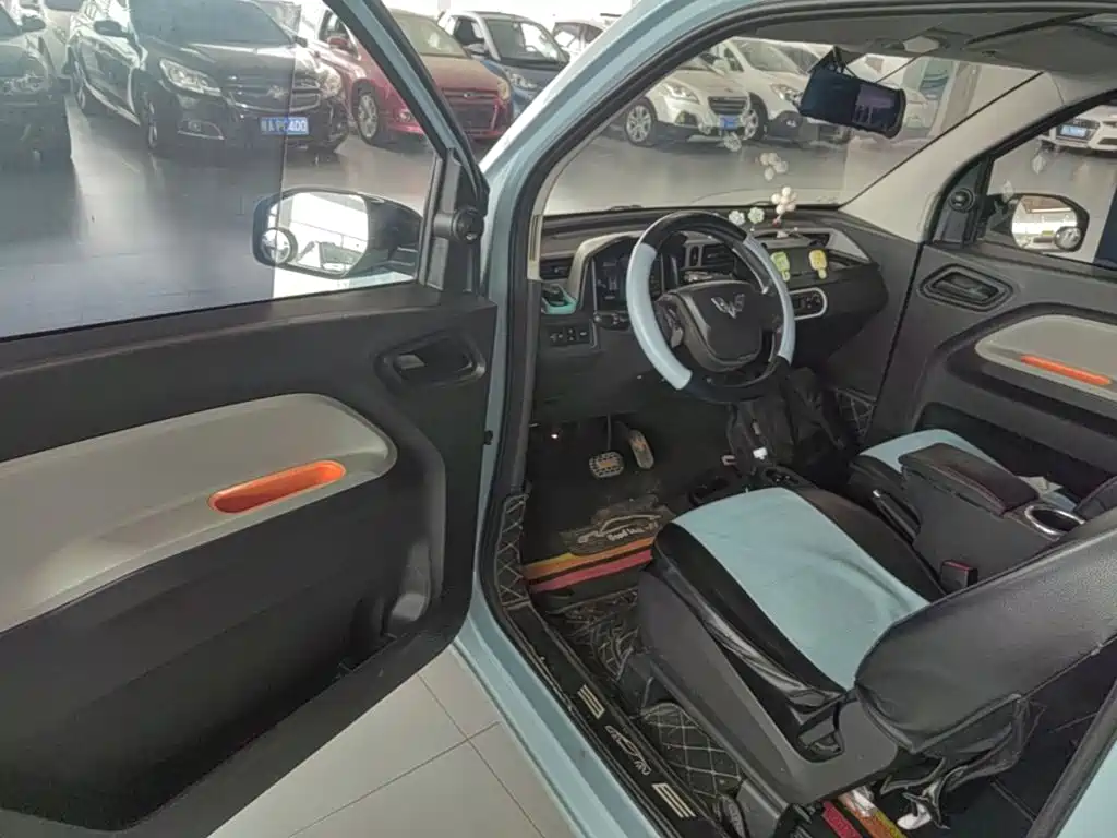 Wuling MINIEV — миниатюра 16