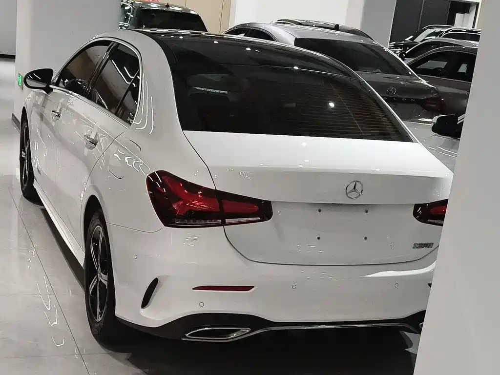 MERCEDES-BENZ A CLASS
