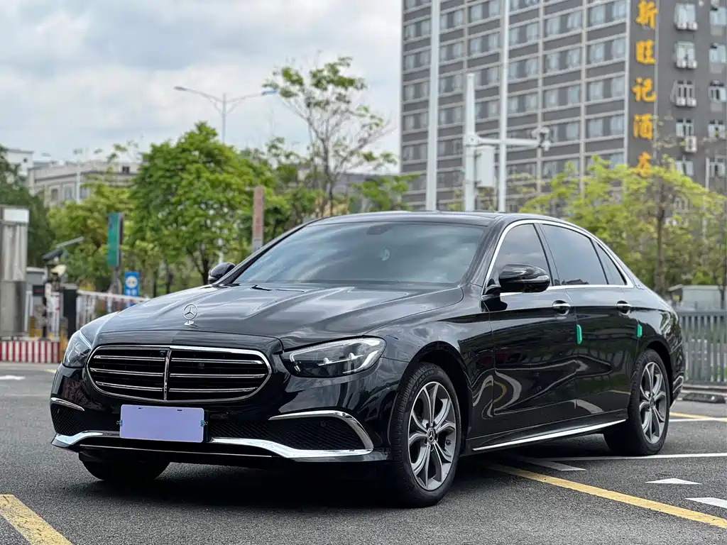 Mercedes-Benz E-Class 2021