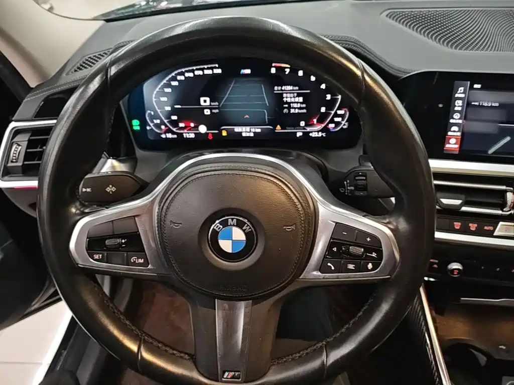 BMW 3 Series — миниатюра 11