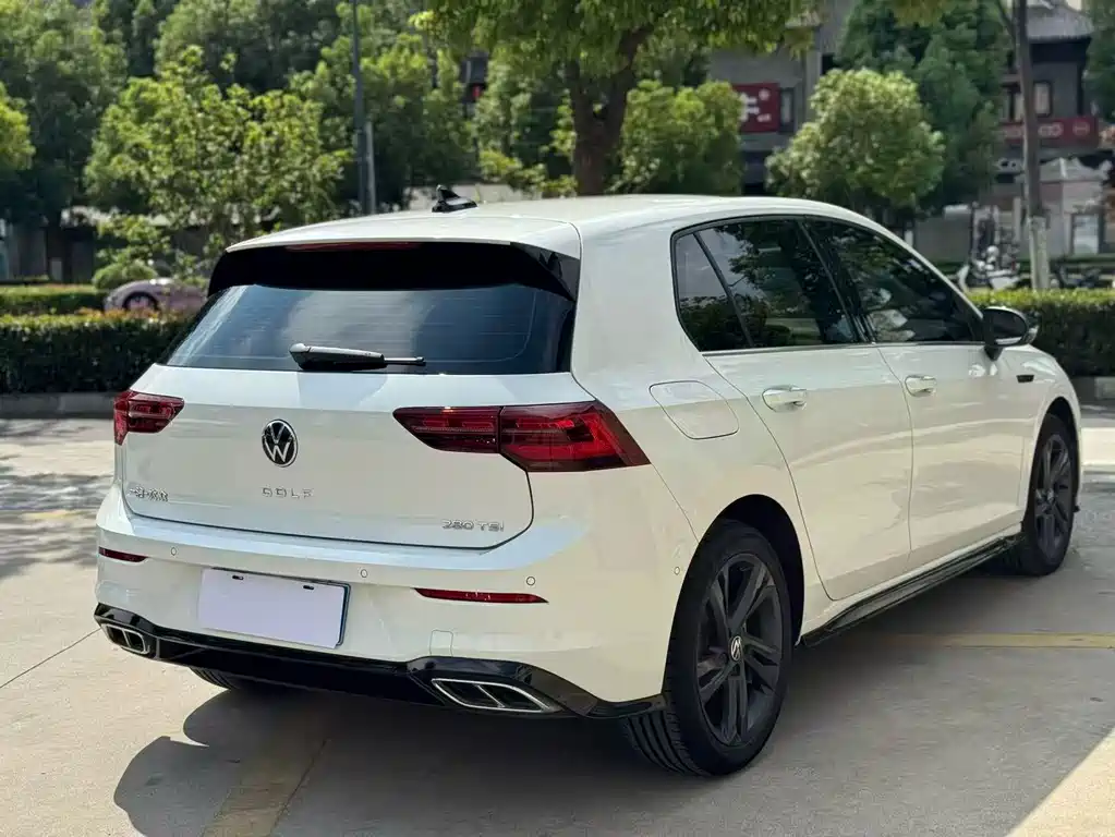 Volkswagen Golf — миниатюра 9