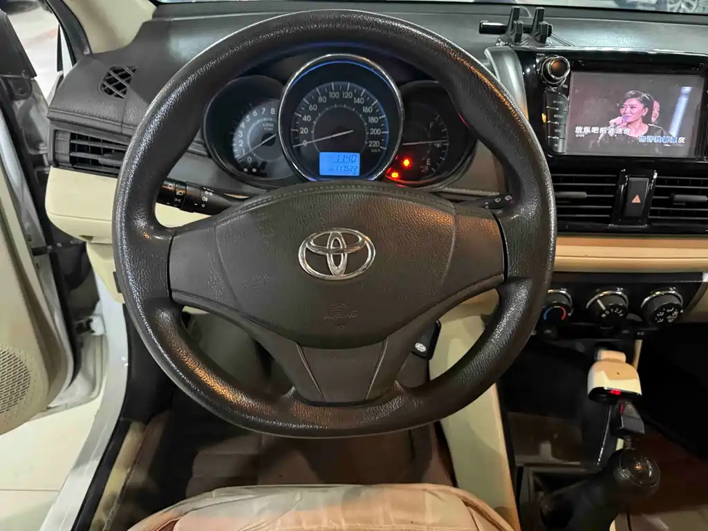 Toyota Vios 2014 1.3L MT