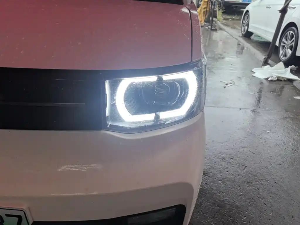 Wuling MINIEV — миниатюра 24