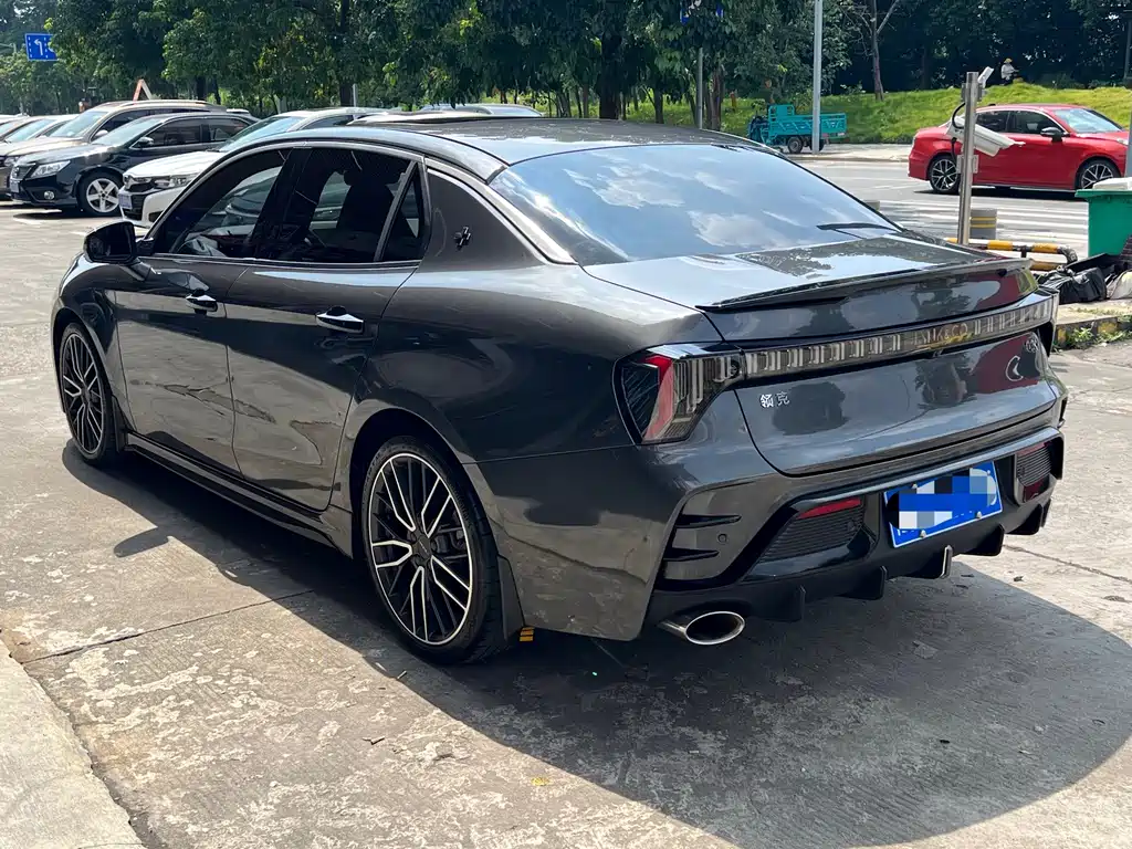 Lynk & Co 03 — миниатюра 9