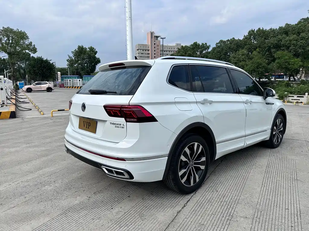 Volkswagen Tiguan L — миниатюра 9