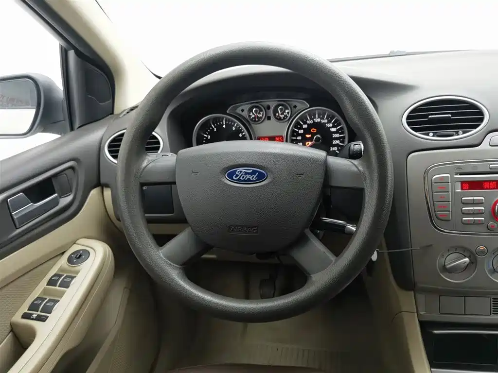 Ford Focus — фотографии объявления, Фото 11