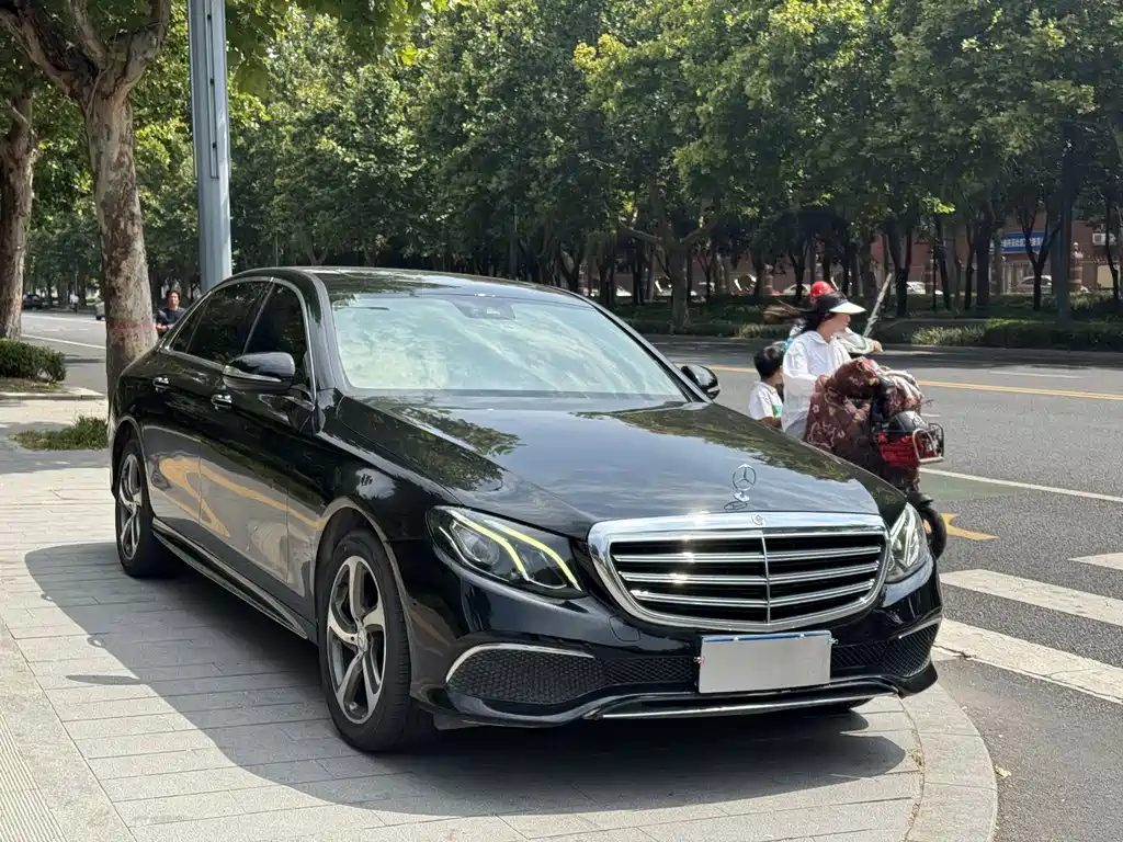 Mercedes-Benz E-Class E 2017 E 200 L 4MATIC