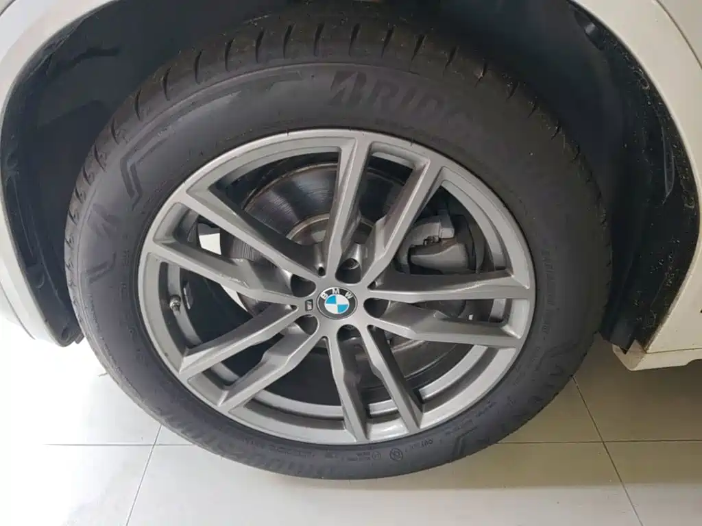 BMW X3 — миниатюра 23