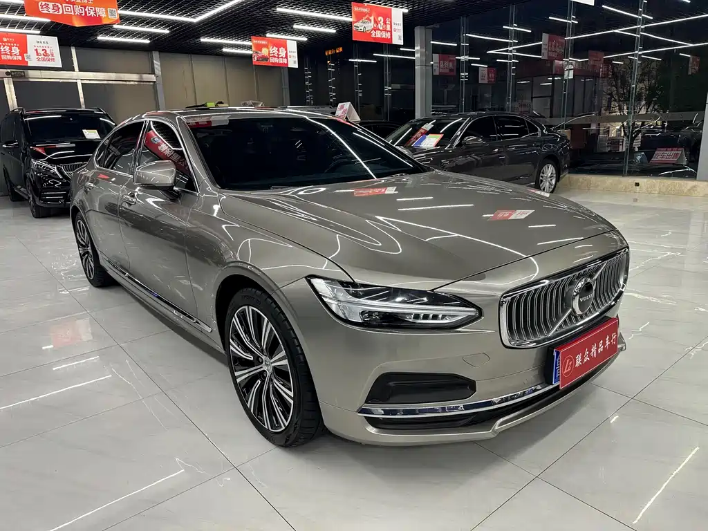 Volvo S90 — миниатюра 3
