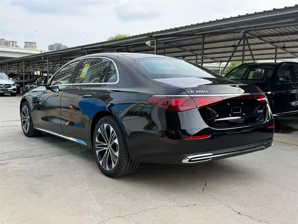 Mercedes-Benz E-Class E 2026 E 300 L Luxury