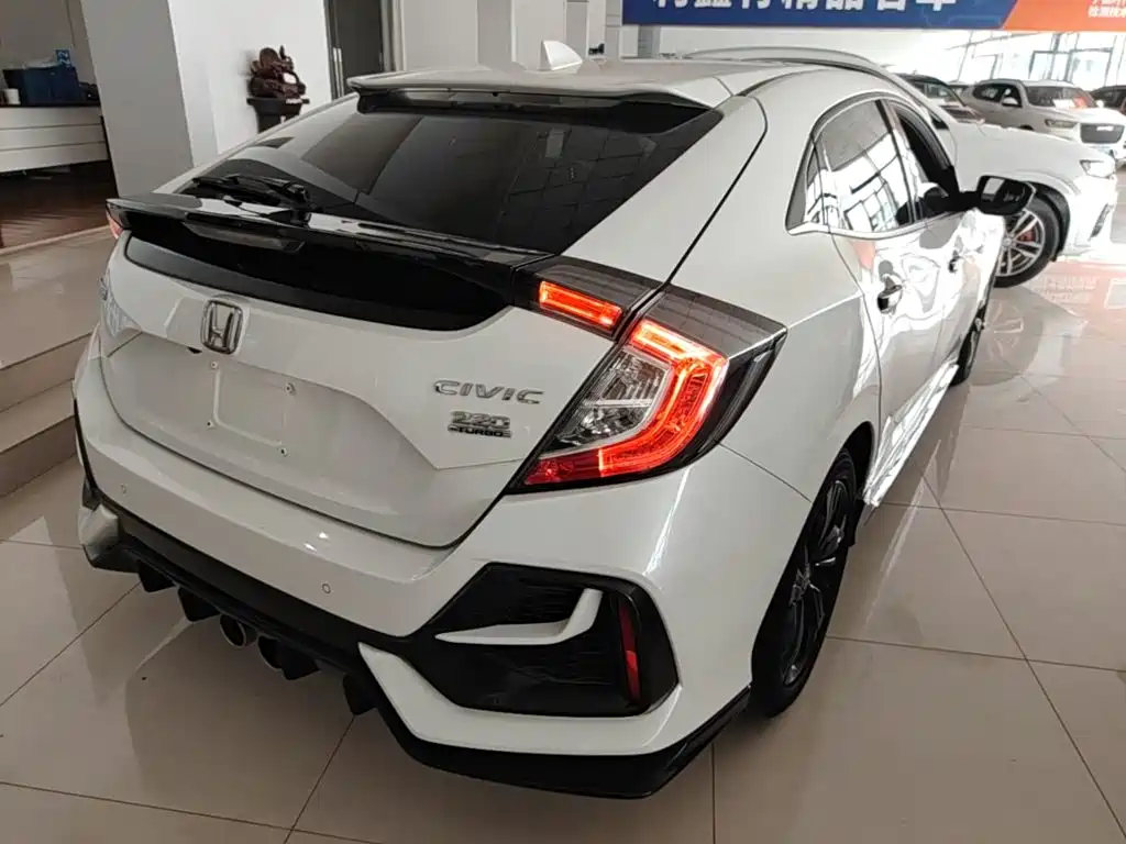 Honda Civic — миниатюра 7