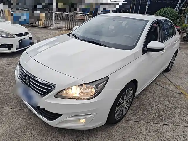 Peugeot 408