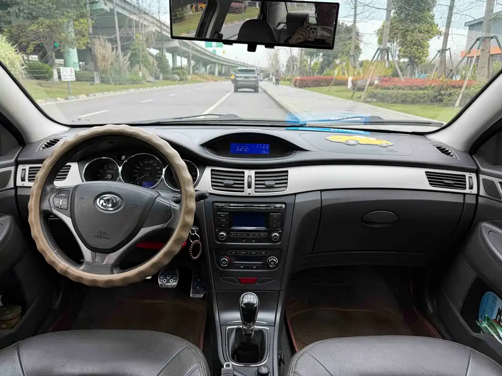 Dongfeng S30 2011 1.6L MT