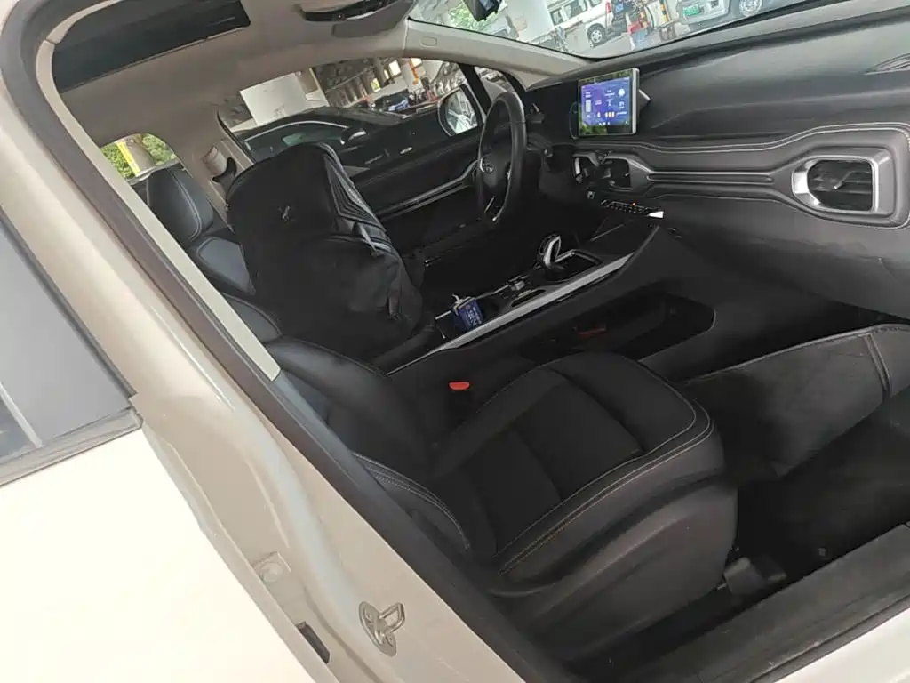 Geely Haoyue — миниатюра 25