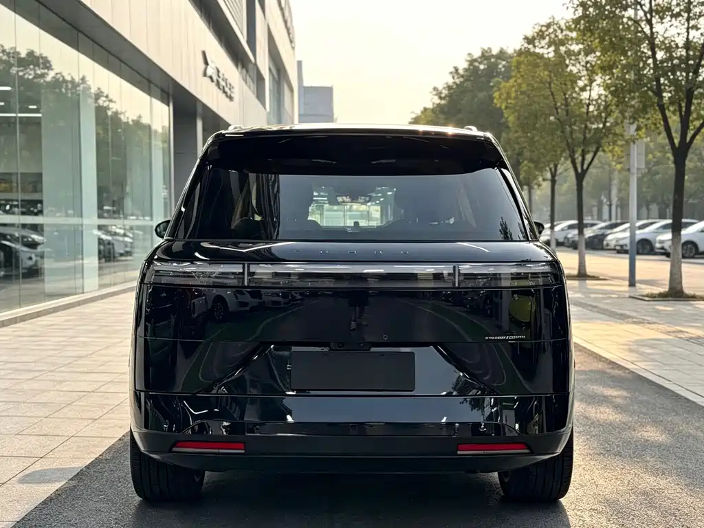 XPeng 小鹏GX — миниатюра 12