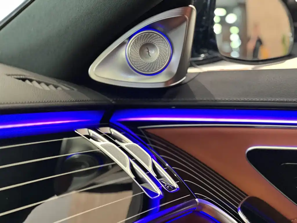 Mercedes-Benz S-Class — миниатюра 5