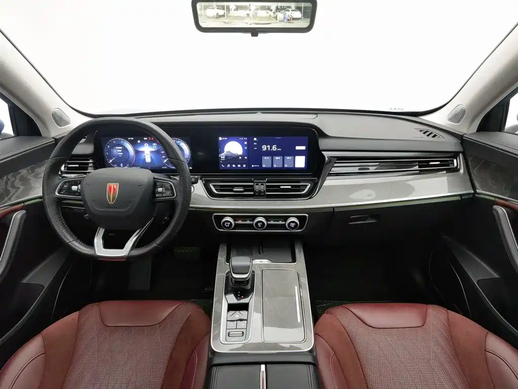 Hongqi HS5 2023 2.0T Pro