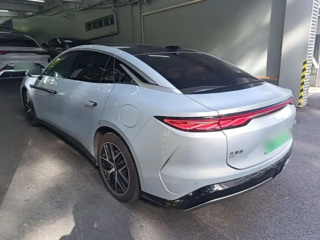 BYD Han L 2025 EV Flagship