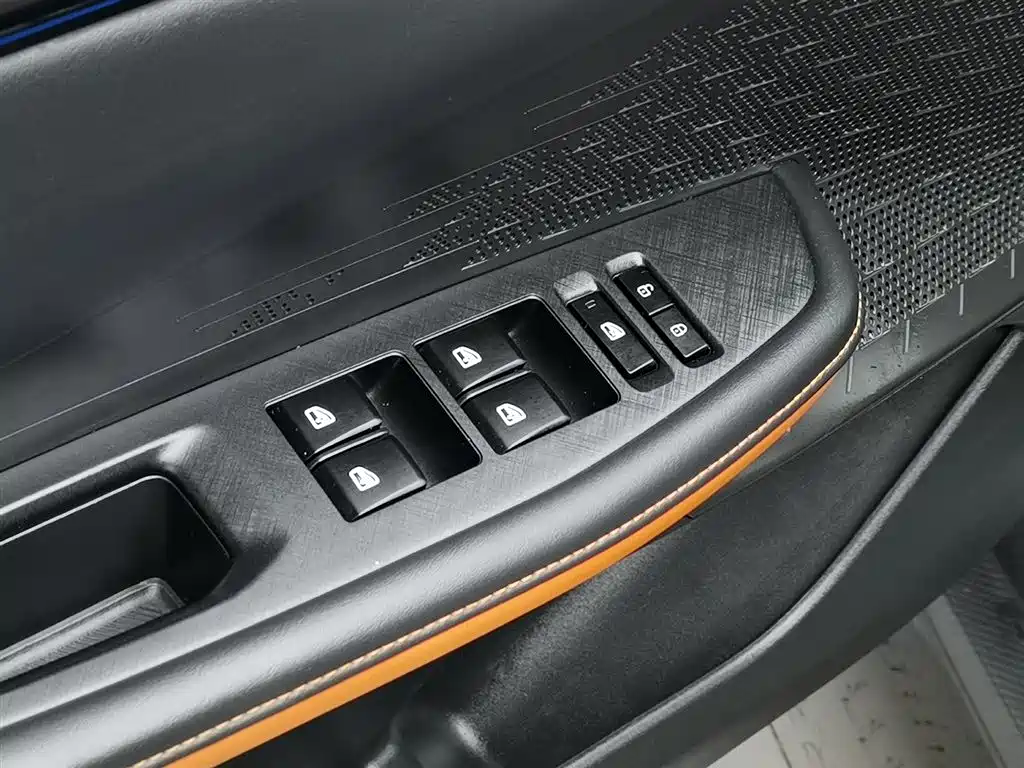 Changan UNI-V 2022 1.5T Luxury