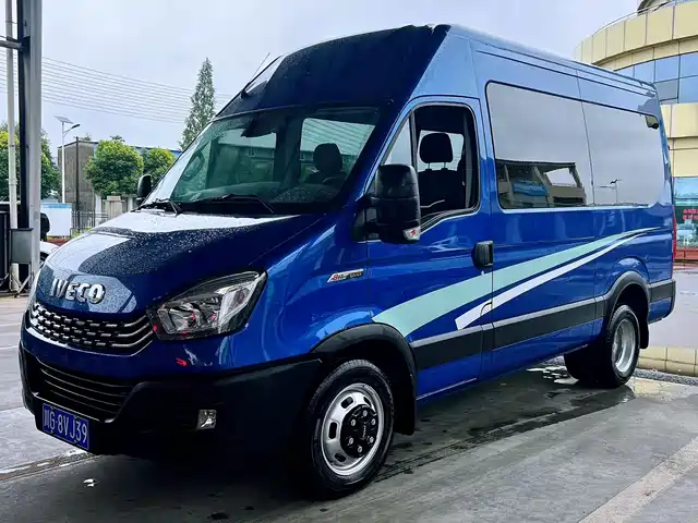 IVECO OUSHENG 2024