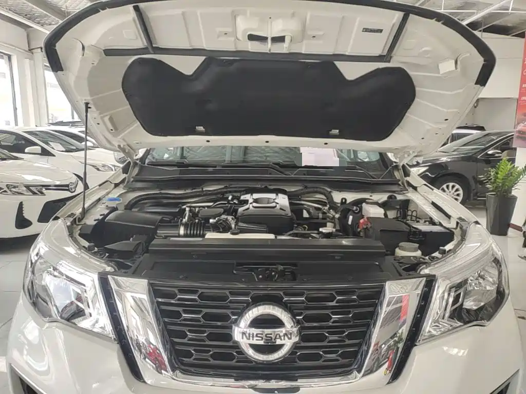 Nissan Terra — миниатюра 20