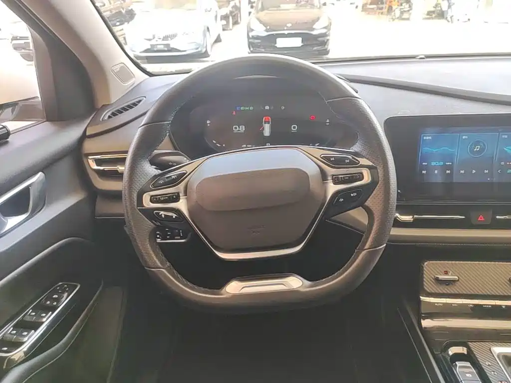 Wuling Victory — миниатюра 11