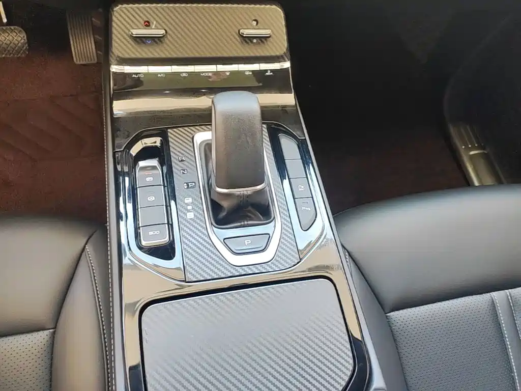 Wuling Victory — миниатюра 14