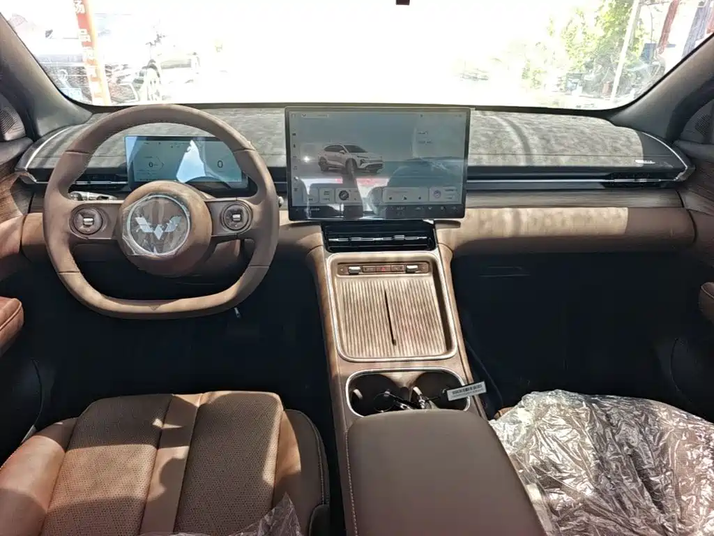 Заказать Wuling Xingguang S 2026 года за 1 945 533 ₽  из Китая