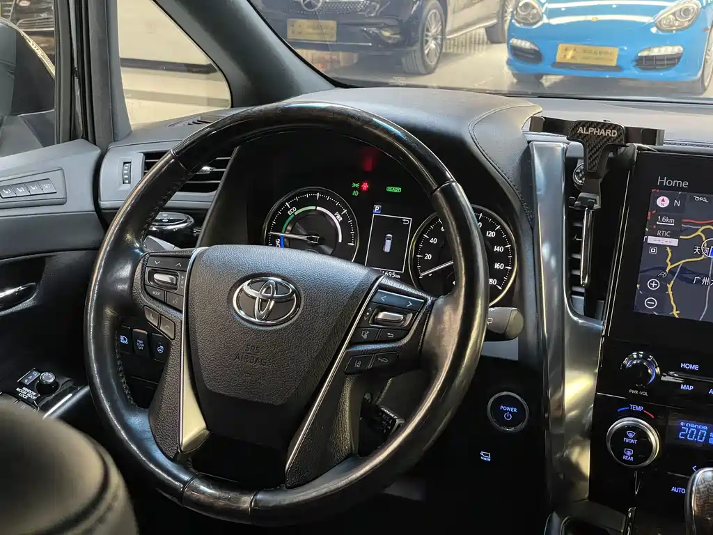 Toyota Vellfire - фото 14