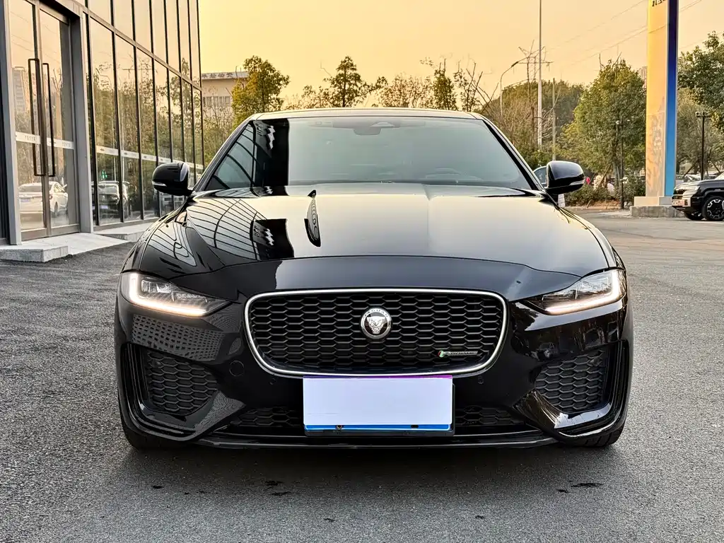 JAGUAR XEL