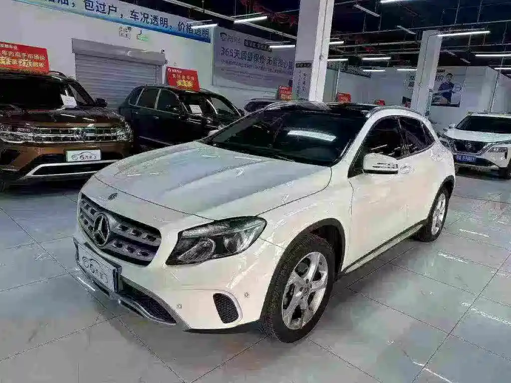 Mercedes-Benz GLA 2017