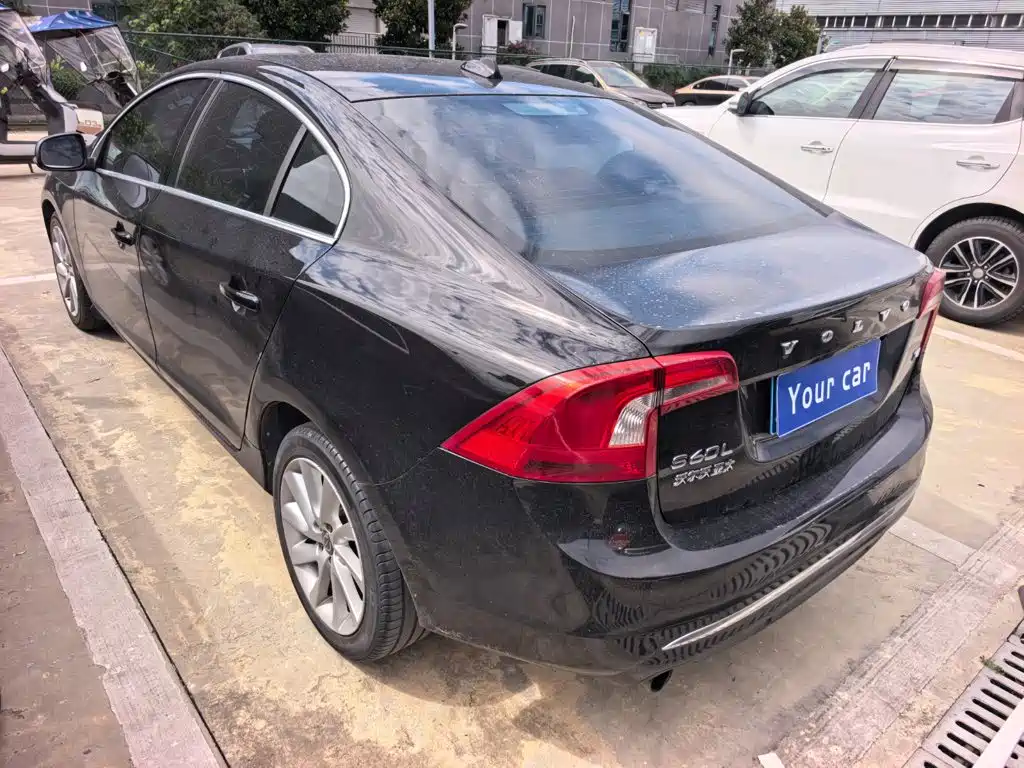 Volvo S60 — миниатюра 4
