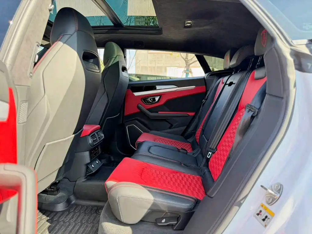 Lamborghini Urus — миниатюра 6