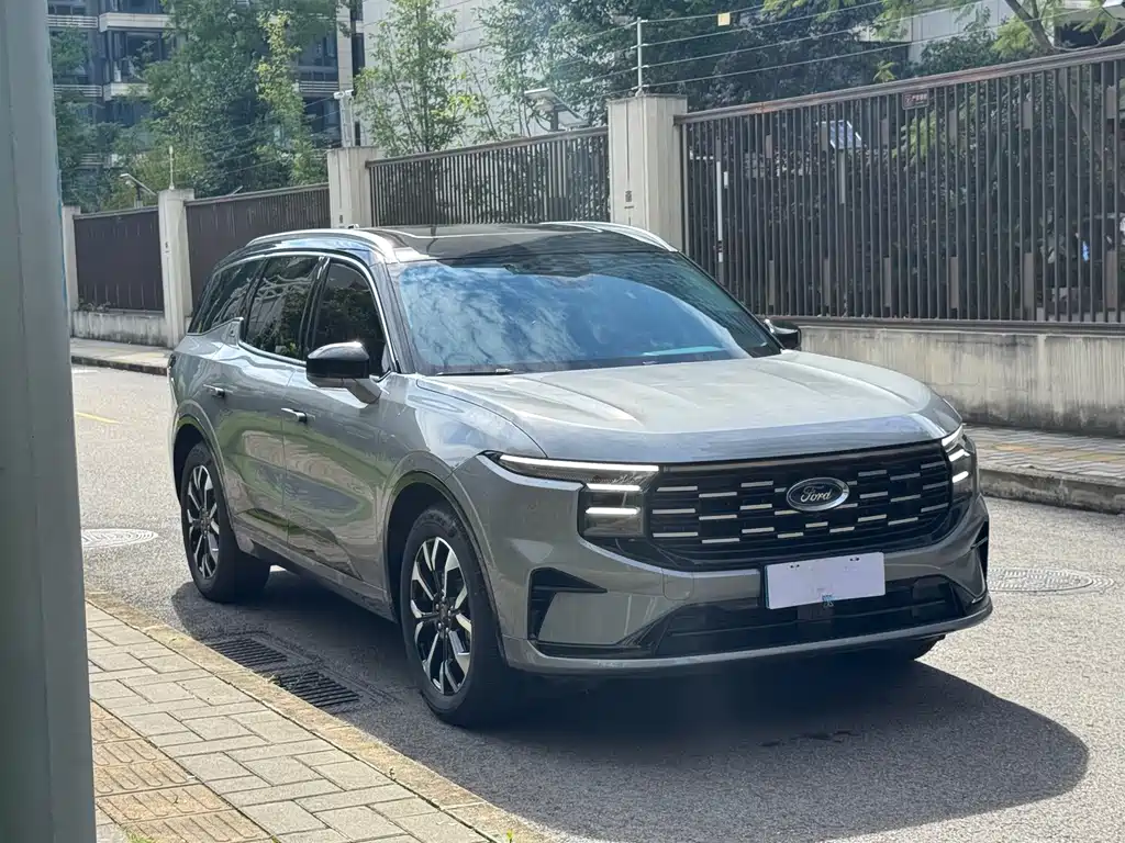 Ford Edge — миниатюра 3
