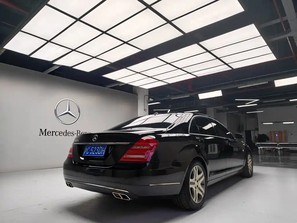 Mercedes-Benz S-Class — миниатюра 7
