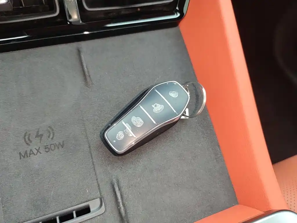 BYD Дон Л. — миниатюра 9