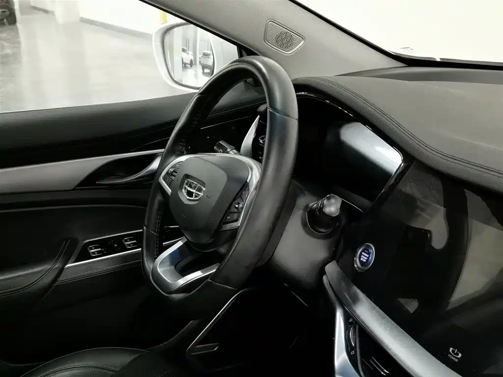 Geely Borui Hybrid — миниатюра 22