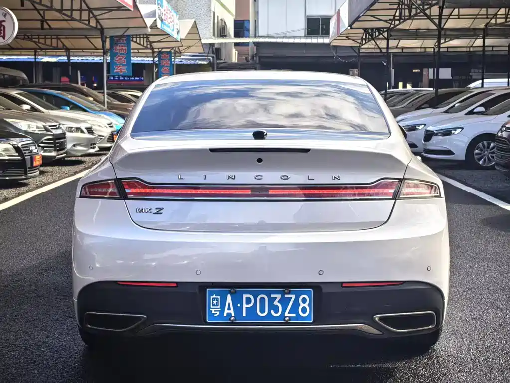 LINCOLN MKZ