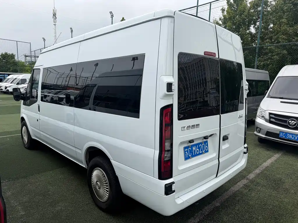 JMC JMC Fushun — миниатюра 9