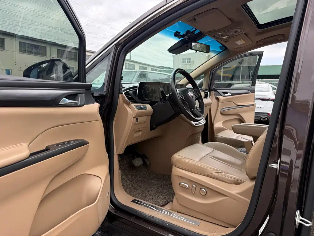 Buick GL8 — миниатюра 20