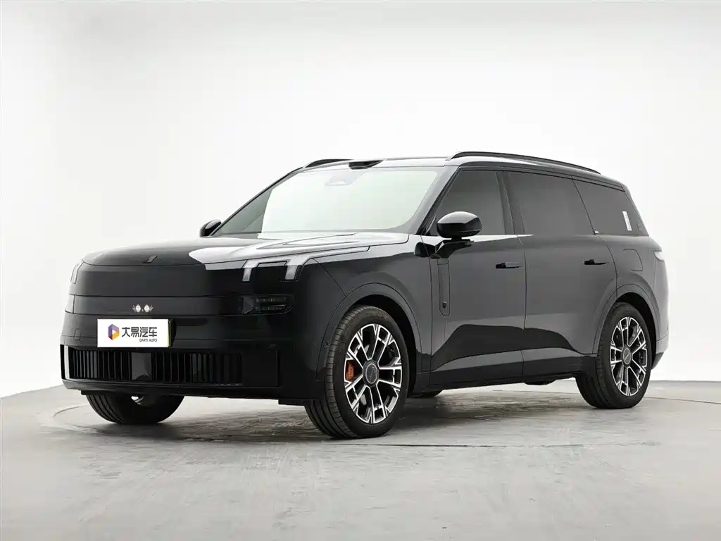 Lynk & Co 领克900 2025