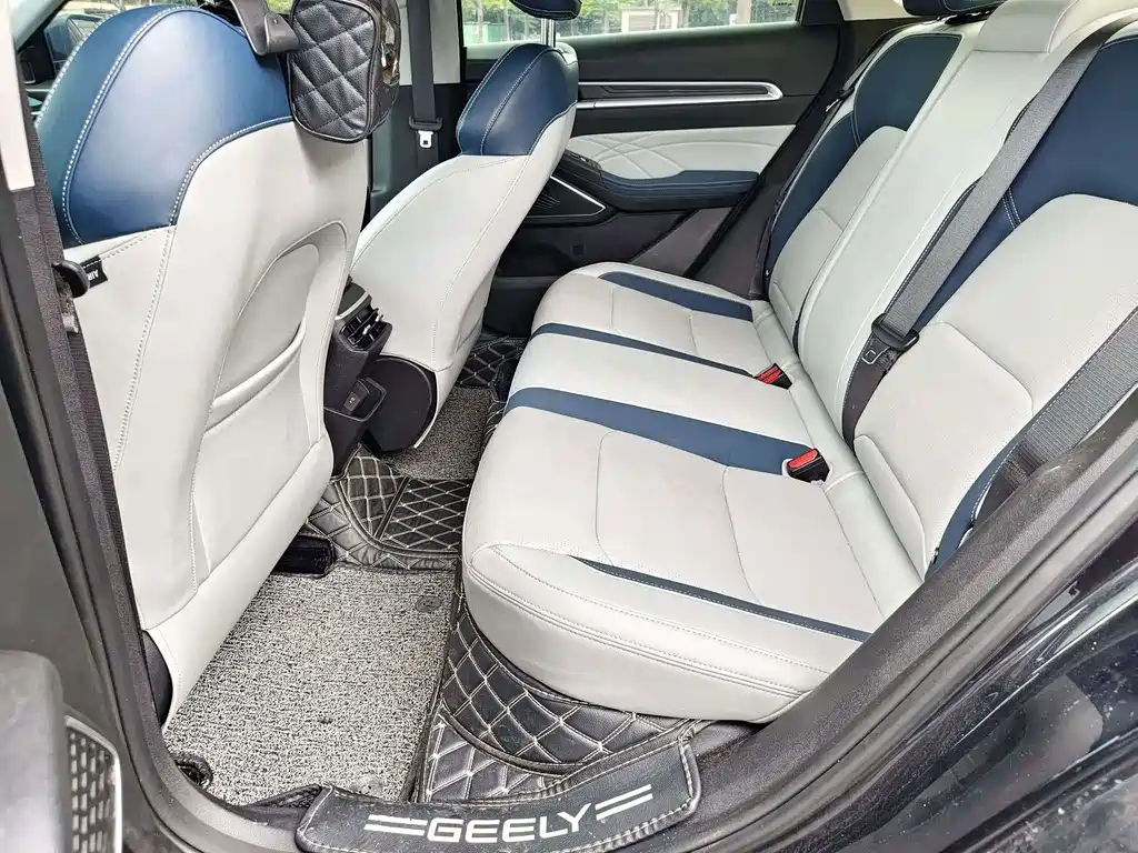 Geely Emgrand — миниатюра 13