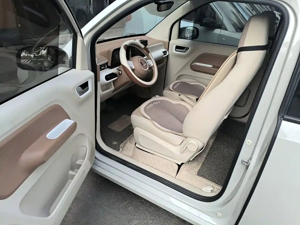 Wuling MINIEV — миниатюра 16