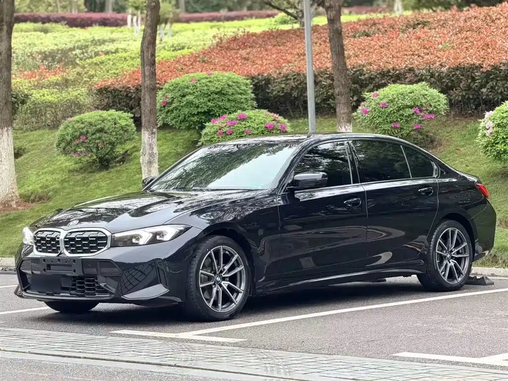 BMW 3 Series 2024